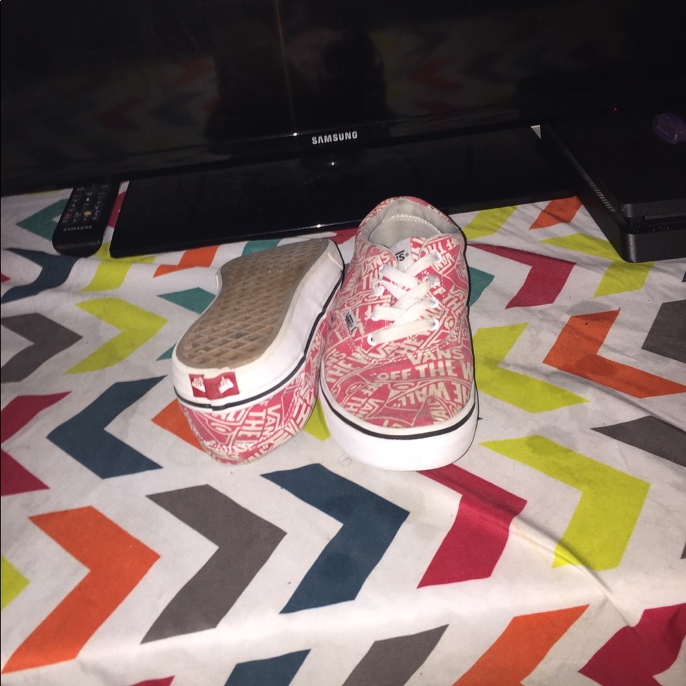 Vans - Picture 4 of 4